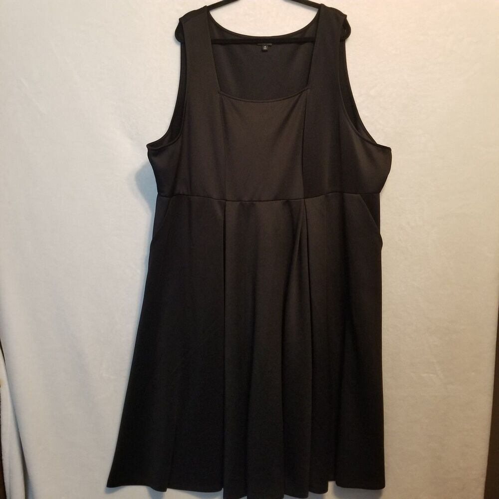 Torrid 6 (6X) Dress Short Scuba Square Neck Black Sleeveless Skater Rockabilly